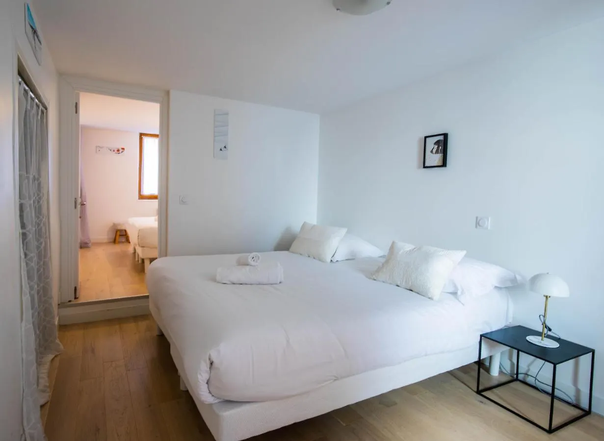 Amnesia Old Town Apartment Annecy 0*,  France