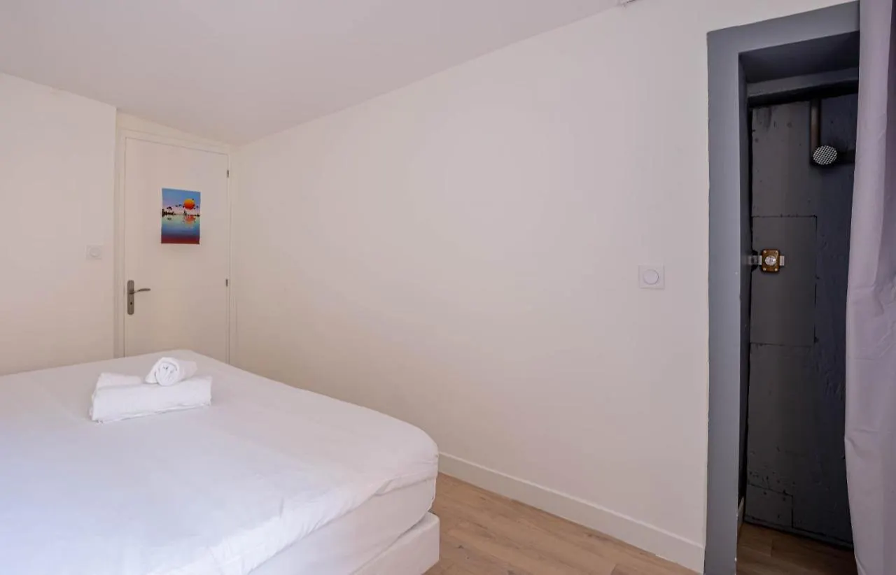 Amnesia Old Town Apartment Annecy France